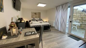 1 bedroom, iron/ironing board, free WiFi, bed sheets