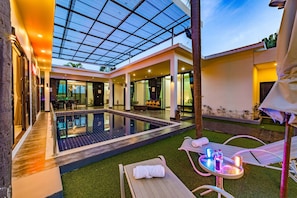 Exterior - 4 Bedroom Modern Pool Villa BL10 (Hua Hin)