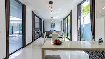 Villa | Living area