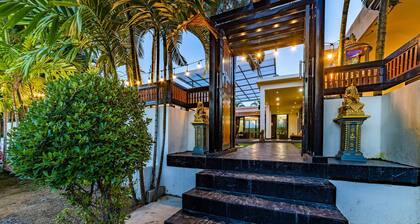 4 Bedroom Modern Pool Villa BL10
