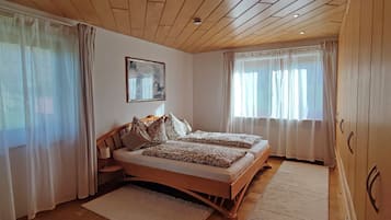 2 Schlafzimmer, Bettwäsche