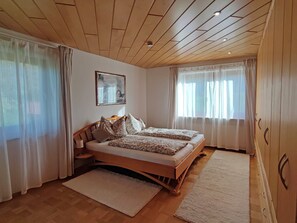 2 Schlafzimmer, Bettwäsche