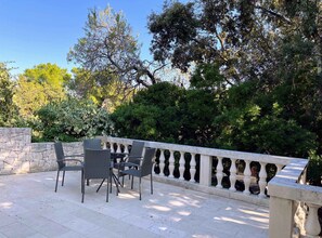 House (Two Bedroom Holiday Home with Terrace) | Terrace/patio