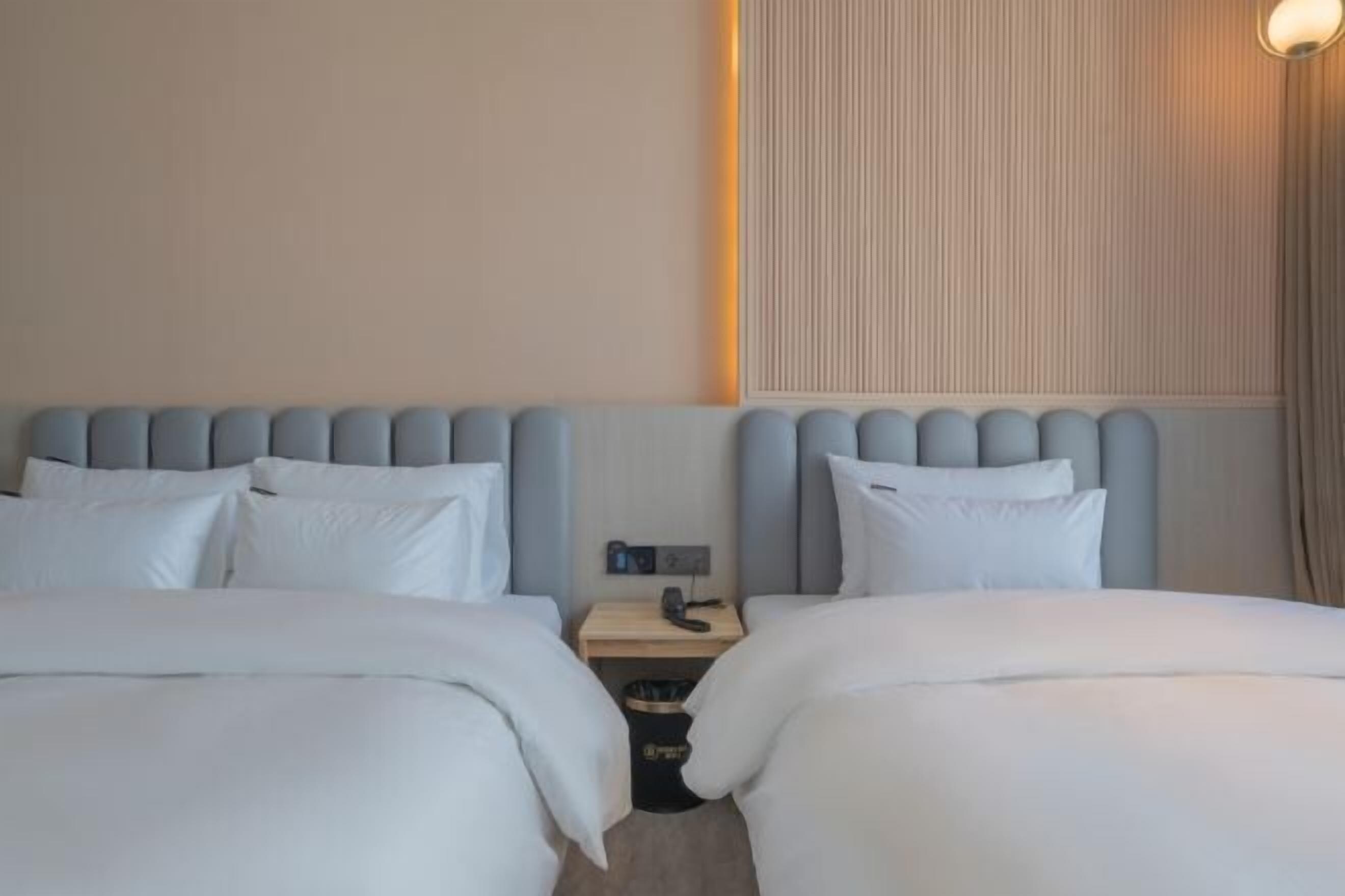 Individually decorated, individually furnished, desk, free WiFi