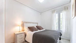 3 Schlafzimmer, Zimmersafe, Bügeleisen/Bügelbrett, kostenloses WLAN