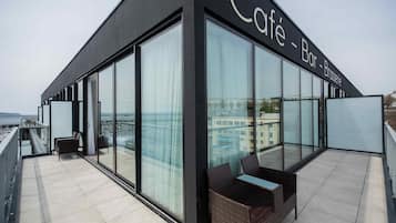 Suite, sea view | Balcony view