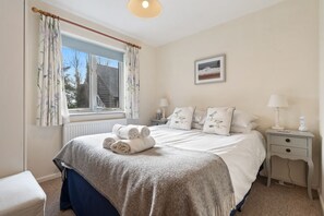 4 Schlafzimmer, Bügeleisen/Bügelbrett, WLAN, Bettwäsche