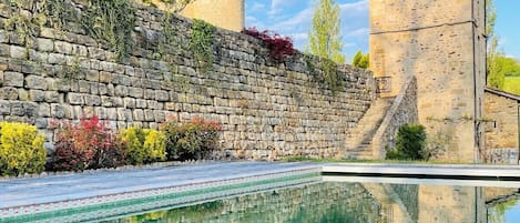 Piscine extérieure, piscine chauffée