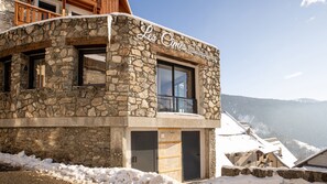 Front of property - Madame Vacances Hôtel les Cimes (Vaujany)