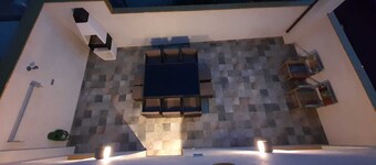 Central house!! ideal for families. Both parking