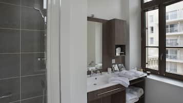 Apartment | Bathroom