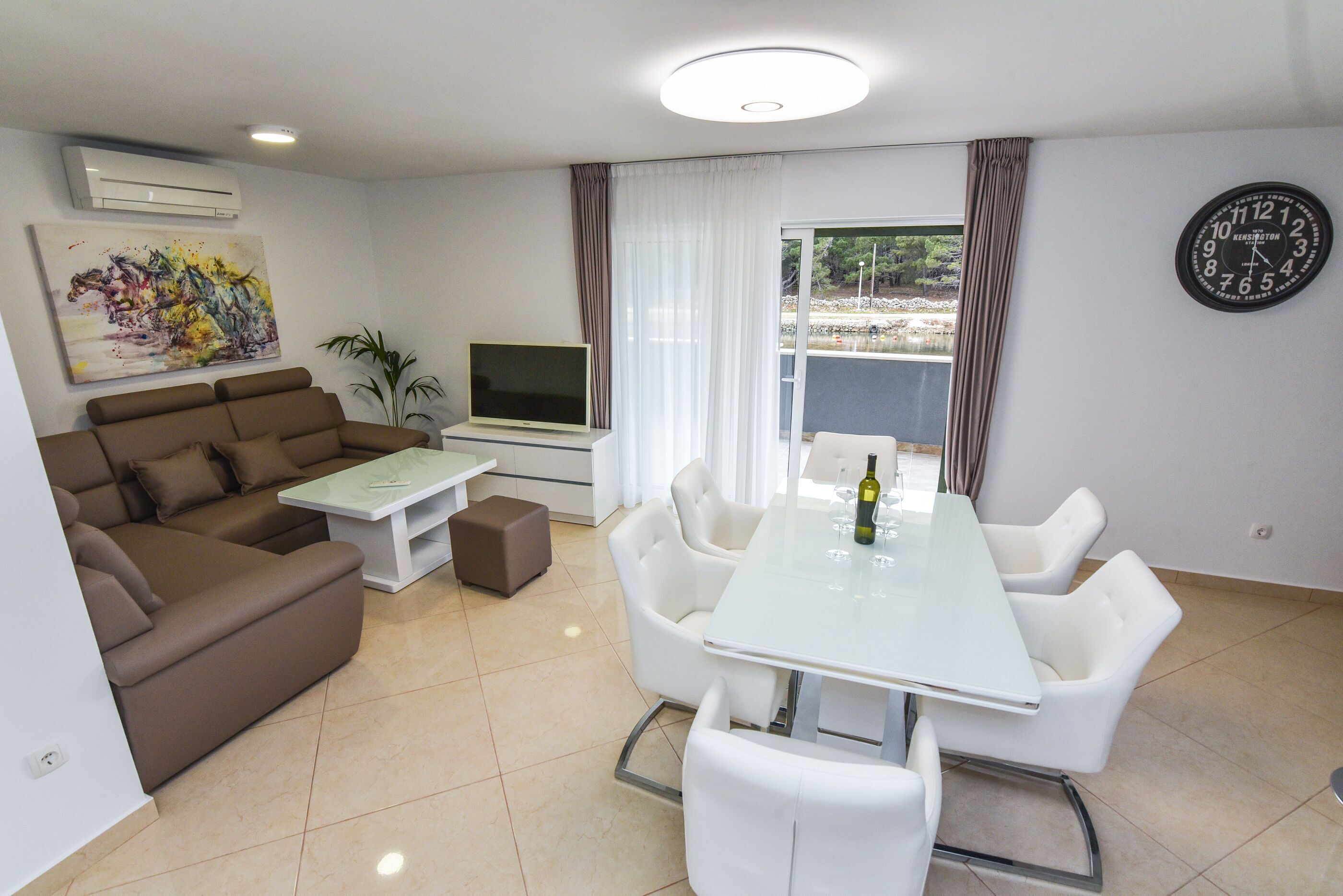 Basic Villa | Living area