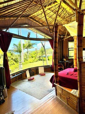 1 bedroom, desk, free WiFi, bed sheets