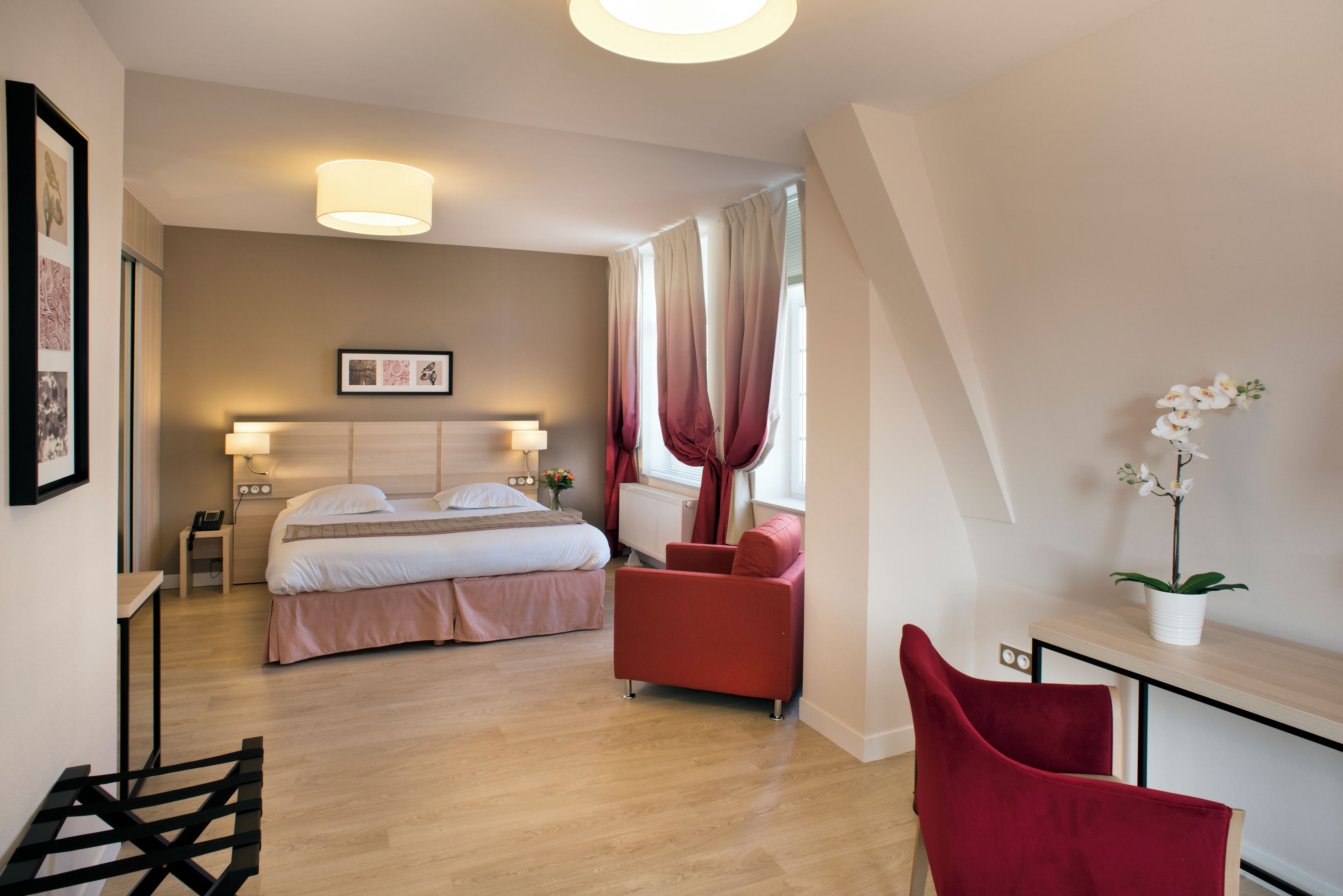Premium Suite | 1 bedroom, WiFi (free)
