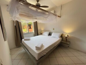 2 Schlafzimmer, Zimmersafe, Bügeleisen/Bügelbrett, kostenloses WLAN