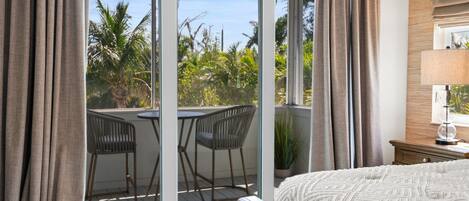 4 chambres, fer et planche à repasser, lit parapluie, Wi-Fi gratuit