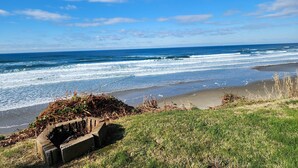 På stranden