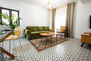 TV - Castillo de Marbella | Ground Floor Unit 8 min form beach (Marbella)