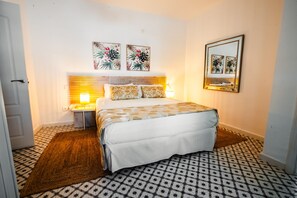 Strygejern/strygebræt, gratis Wi-Fi, sengetøj