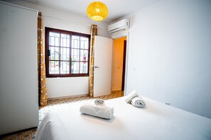 1 makuuhuone, silitysrauta/-lauta, ilmainen Wi-Fi, vuodevaatteet