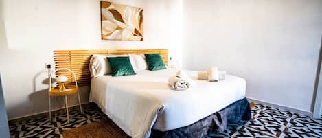 熨斗/熨衣板、免费 WiFi、床单