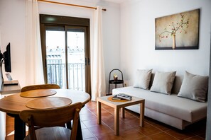TV - Marbella Village  | Flat Juliette Balcony (Marbella)