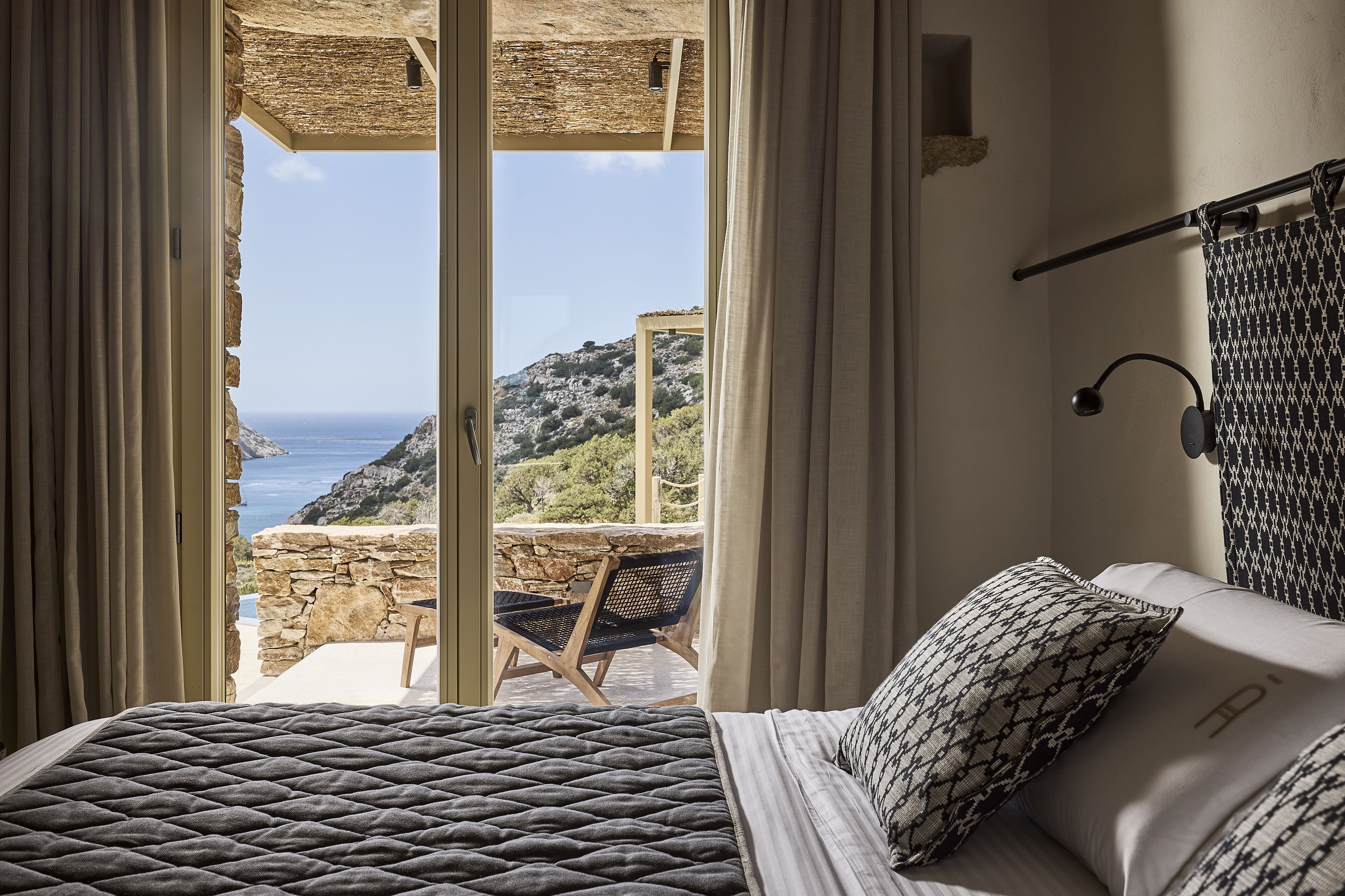 Maisonette with Sea View & Private Pool | In-room safe, blackout drapes, soundproofing, iron/ironing board