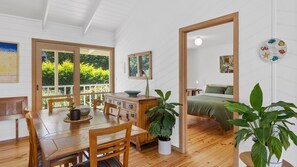 Dining - Green Gully House - Breezy Oasis (Aireys Inlet)