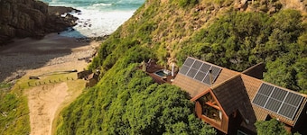 Ballots Bay Treehouse by HostAgents