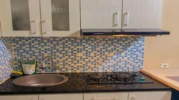 Standard Studio Suite | Private kitchen