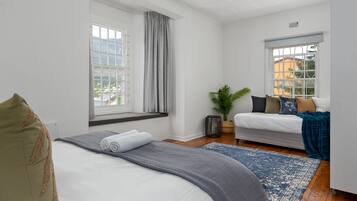 Comfort Villa | 4 bedrooms, laptop workspace, iron/ironing board, free WiFi