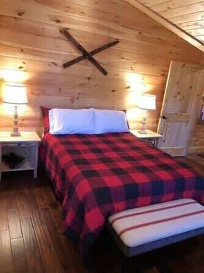 5 bedrooms, iron/ironing board, WiFi, bed sheets