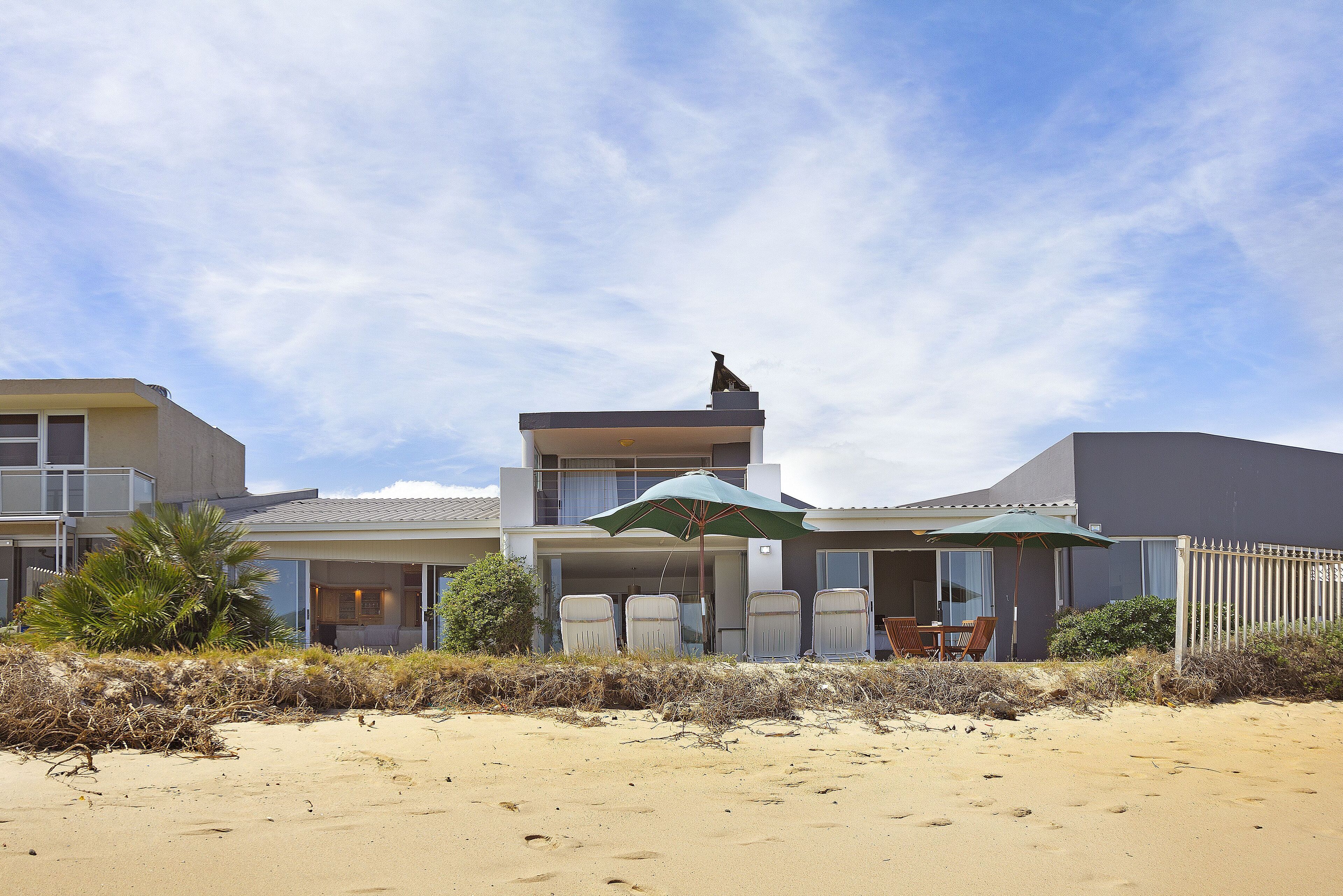 Rumah (6 Bedrooms) | Interior