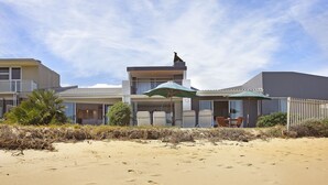 Rumah (6 Bedrooms) | Interior