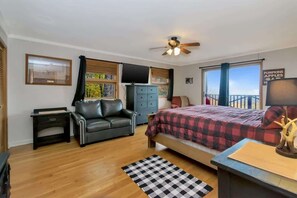 Unclassified image, 4 of 34, button