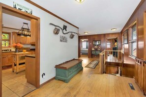 Unclassified image, 5 of 34, button