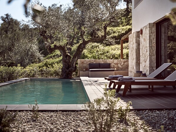 Outdoor pool - Zayn Luxury Villa III, a Fairytale Escape (Zakynthos)