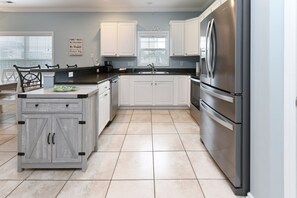 Fridge, microwave, oven, stovetop - 2nd Row 5 BR Beach House with Heated Private Pool - Hip Nautic (Surfside Beach)