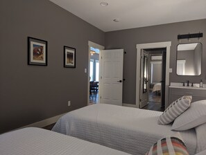 2 Schlafzimmer, Bügeleisen/Bügelbrett, kostenloses WLAN, Bettwäsche