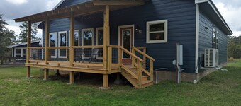 Restful cottage close to antique shopping and mountain biking