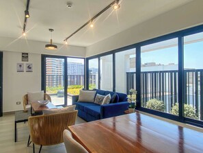 TV, offices - w* | Spectacular 2BR in Miraflores (Miraflores)