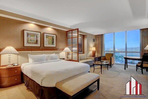 In-room safe, desk, iron/ironing board, free WiFi