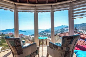 Interior - Villa Azalea - Five Bedroom Villa, Sleeps 10 (Kalkan)