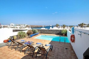 Piscine extérieure, piscine chauffée