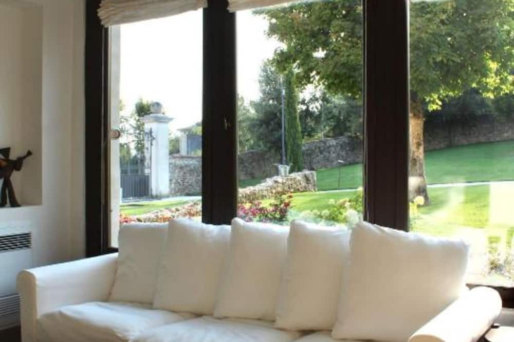Villa Trieste M