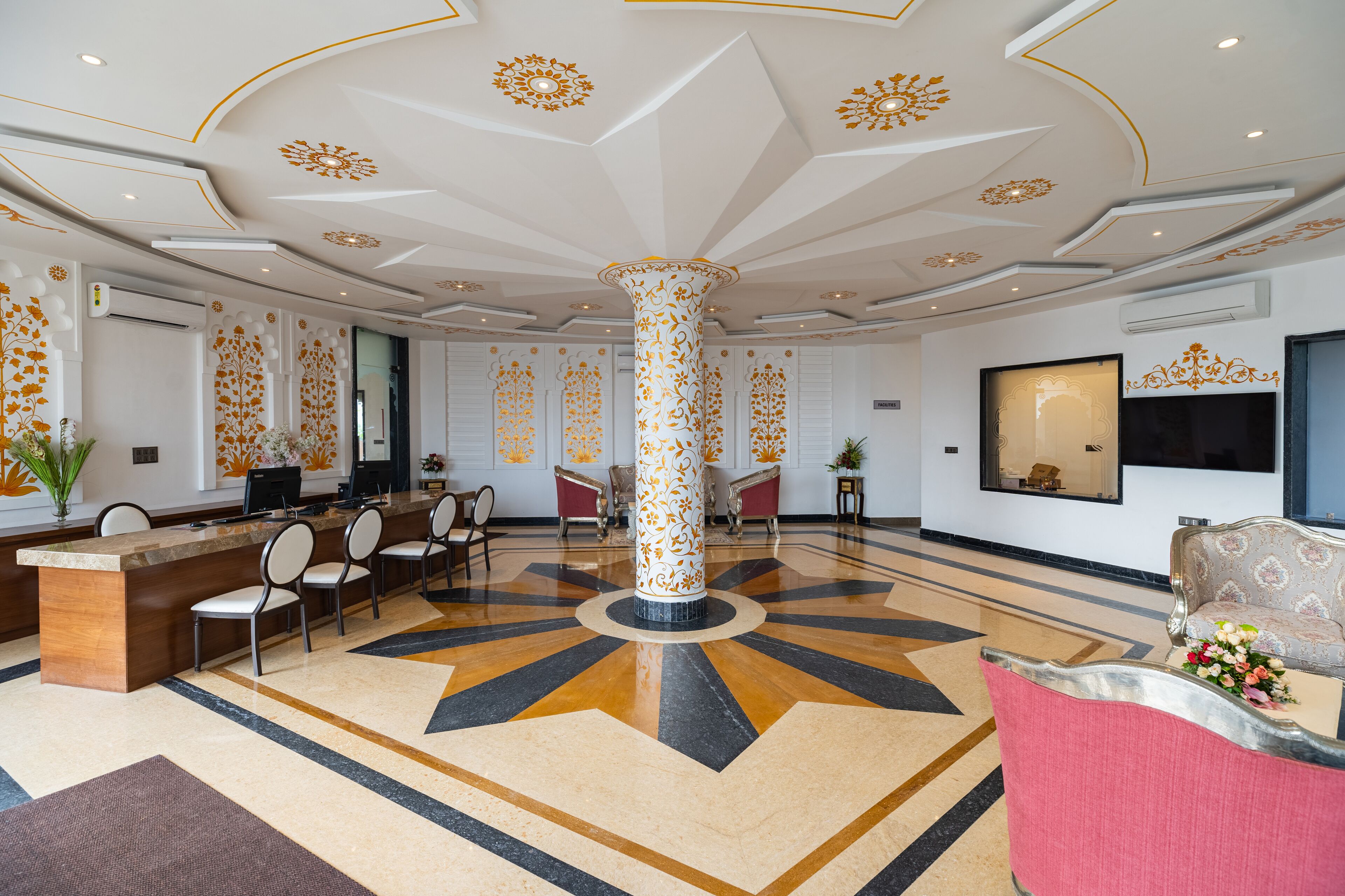 Foto - Traavista Aravali Mahal - Luxury Lake View Heritage Resort in Udaipur