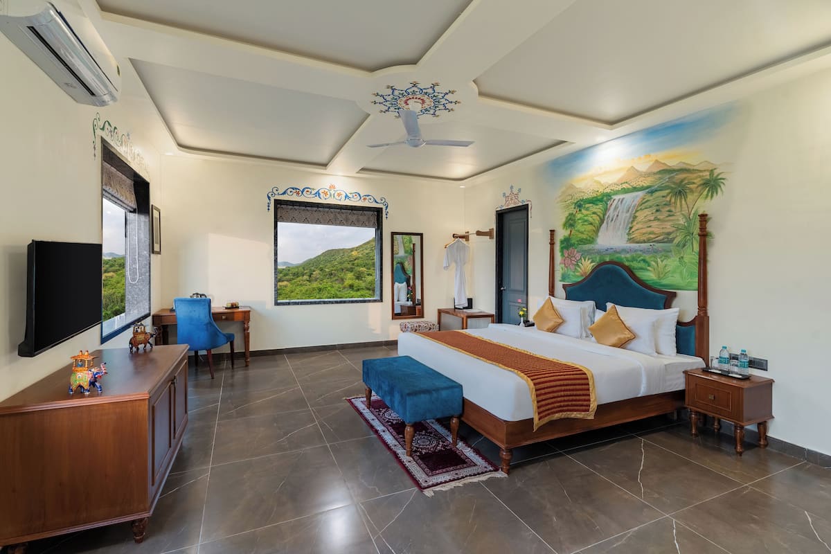 Executive Mountain View Room | Premium bedding, minibar, in-room safe, individually furnished