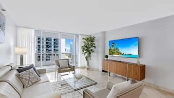 Televisión y oficina