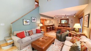 TV, fireplace, offices