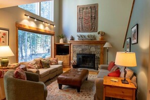 TV, fireplace, offices